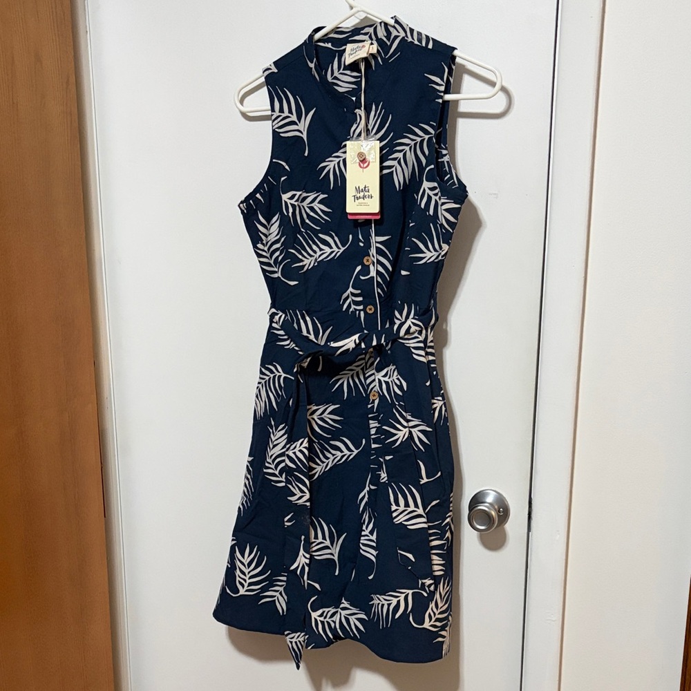 Mata Traders Monterey Navy and Cream Leaf Print Dress Small New